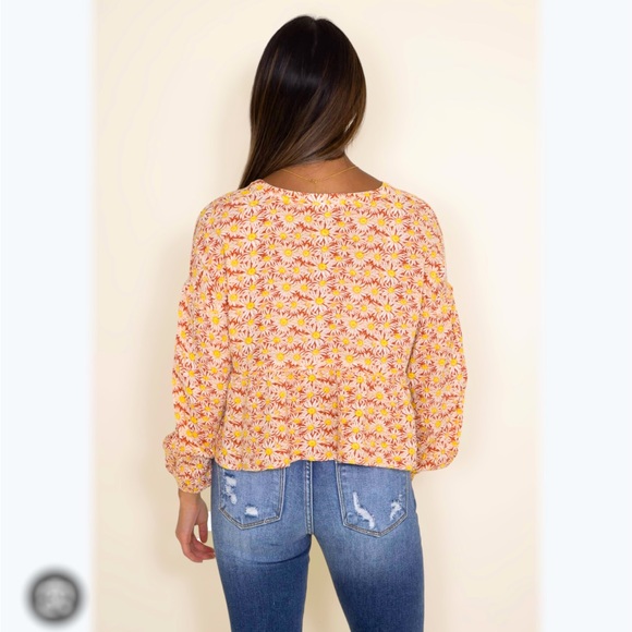 New Simply Southern Blouse - Picture 2 of 8